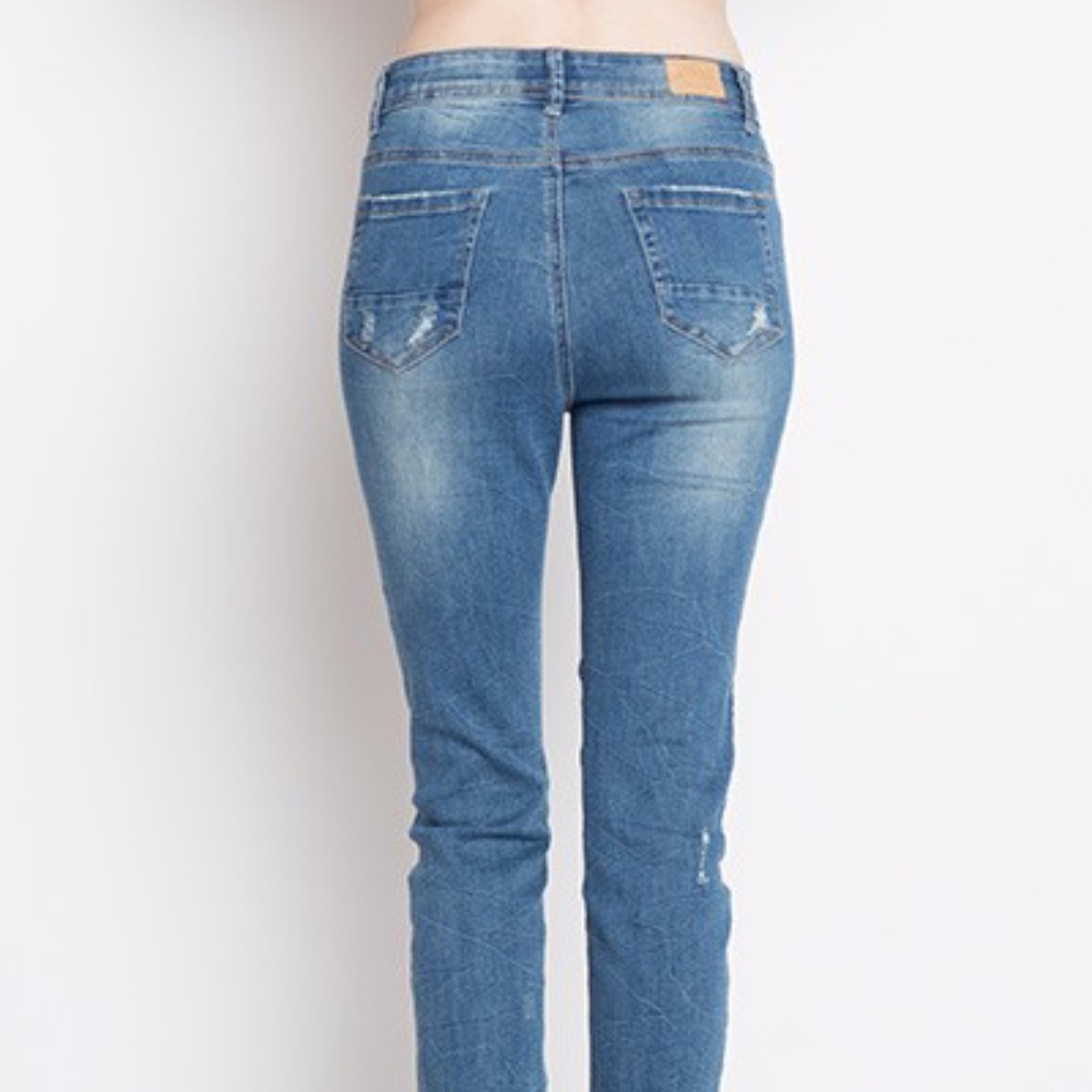 FLASH SALE! High Waisted Eyelet Detail Denim - Picture 5 of 8
